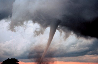 7 miles south of Anadarko, OK, May 3, 1999.